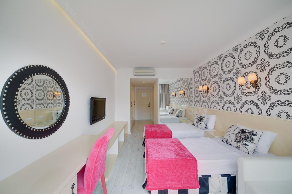 Mio Bianco Resort All Inclusive Akyarlar Quarto foto