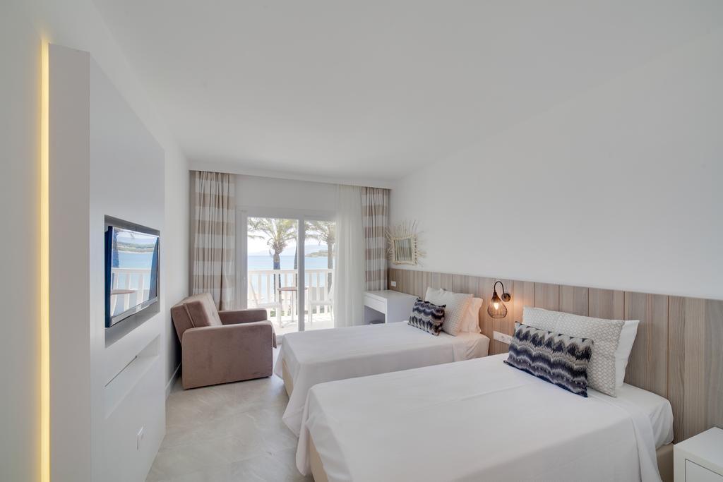 Mio Bianco Resort All Inclusive Akyarlar Quarto foto